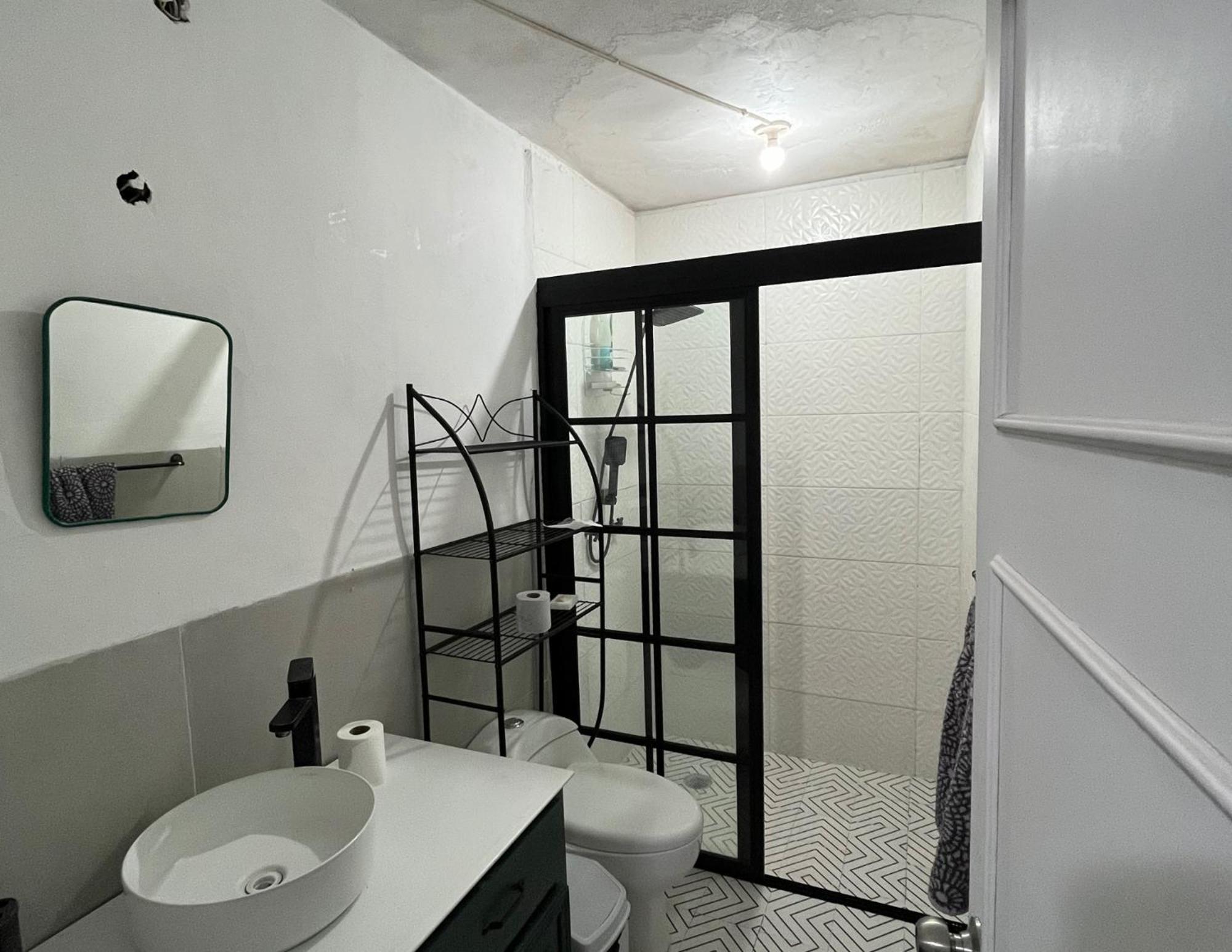 6 Venator House Boutique Aparthotel Leon Luaran gambar